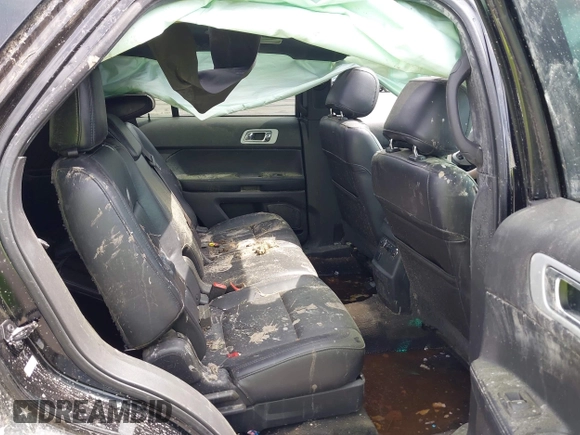 2015 Ford Explorer XLT with VIN 1FM5K7D8XFGB65056, listed as a IAAI auction lot 41853285 with 131,533 mi miles and . Bid and sale history available at carsss.com. Image 8.