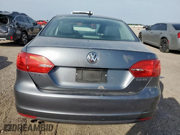 2013 Volkswagen Jetta SE with VIN 3VWDX7AJ2DM429198, listed as a Copart auction lot 56983025 with 68,365 mi miles and Salvage title. Bid and sale history available at DreamBid. Image 6.