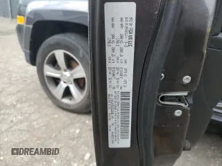 2016 Jeep Patriot Latitude with VIN 1C4NJRFB2GD532286, listed as a Copart auction lot 62236825 with 127,413 mi miles and Clean title. Bid and sale history available at DreamBid. Image 13.