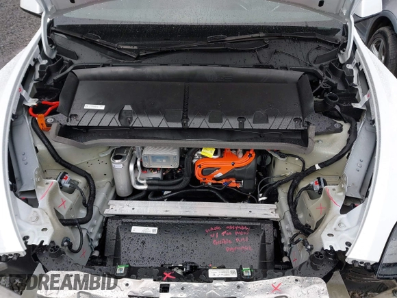 2025 Tesla Model Y Long Range with VIN 7SAYGDEDXSF248734, listed as a IAAI auction lot 41719195 with 5,876 mi miles and . Bid and sale history available at DreamBid. Image 10.