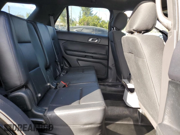2015 Ford Utility Police Interceptor with VIN 1FM5K8AR8FGA78467, listed as a Copart auction lot 43581655 with 183,077 mi miles and Salvage Title. Bid and sale history available at carsss.com. Image 11.