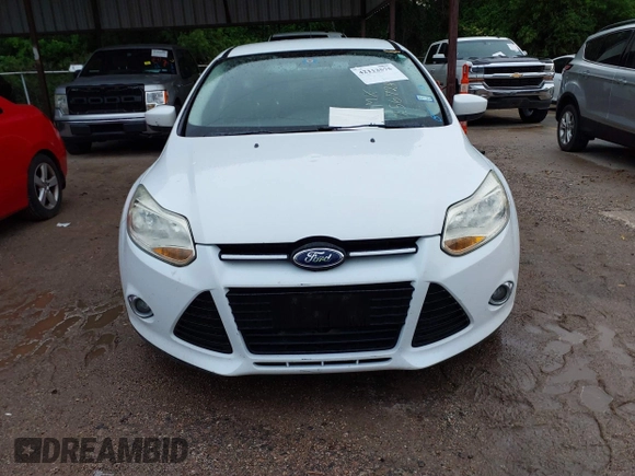 2012 Ford Focus SE with VIN 1FAHP3K25CL256724, listed as a IAAI auction lot 42112575 with 161,341 mi miles and . Bid and sale history available at carsss.com. Image 6.