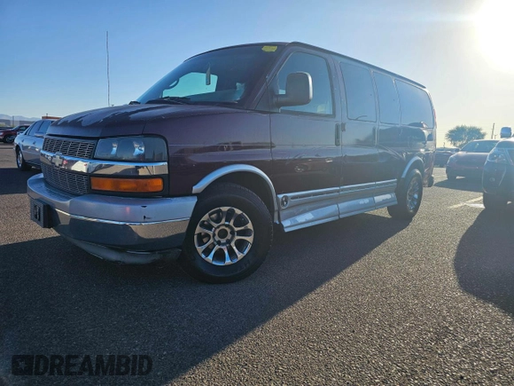2004 Chevrolet Express Passenger z VIN 1GBFG15T141225336, wystawiony jako Copart lot #79581294 z przebiegiem Nie podano mil oraz Czysty tytuł • Clean title. Historia ofert i sprzedaży dostępna na DreamBid. Obrazek 2.