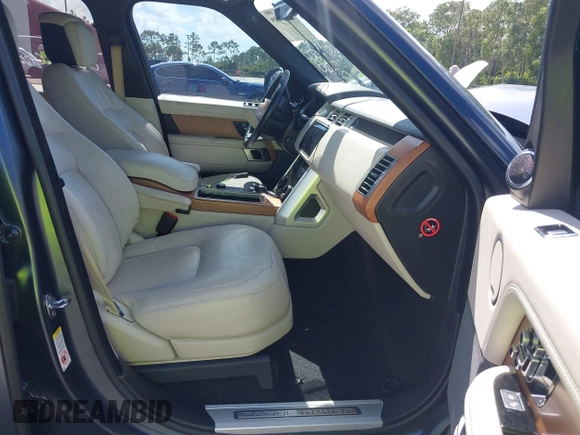 2019 Land Rover Range Rover с VIN SALGS2RE8KA522240, выставлен на аукционе IAAI как лот 42529419 с пробегом 48 286 миль миль и . История ставок и продаж доступна на DreamBid. Изображение 5.