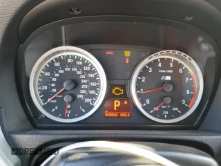 2011 BMW M3 with VIN WBSDX9C54BE584877, listed as a Copart auction lot 81104774 with 40,040 mi miles and Salvage Title. Bid and sale history available at carsss.com. Image 9.
