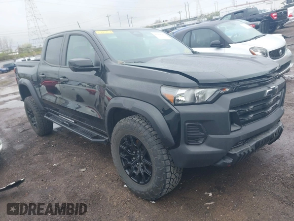 2023 Chevrolet Colorado 4WD Trail Boss with VIN 1GCPTEEK9P1196702, listed as a IAAI auction lot 41924581 with 21,882 mi miles. Bid and sale history available at carsss.com. Image 1.