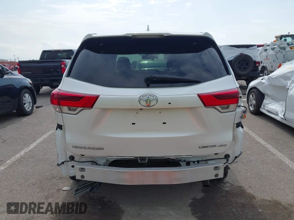 2017 Toyota Highlander Limited with VIN 5TDDZRFH9HS389870, listed as a IAAI auction lot 42272227 with 147,508 mi miles and . Bid and sale history available at DreamBid. Image 17.