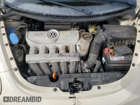 2006 Volkswagen Beetle с VIN 3VWRW31C56M411980, выставлен на аукционе Copart как лот 51866035 с пробегом 167 541 миль миль и Списание • Salvage title. История ставок и продаж доступна на DreamBid. Изображение 12.