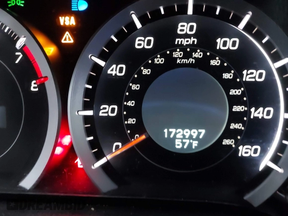 2010 Acura TSX с VIN JH4CU2F67AC017529, выставлен на аукционе IAAI как лот 42074162 с пробегом 172 997 миль миль и . История ставок и продаж доступна на DreamBid. Изображение 16.