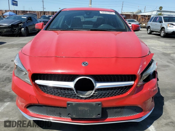 2019 Mercedes-Benz CLA 250 z VIN WDDSJ4EB7KN725677, wystawiony jako Copart lot #52457985 z przebiegiem 62 553 mil mil oraz Szkoda całkowita • Salvage title. Historia ofert i sprzedaży dostępna na DreamBid. Obrazek 5.
