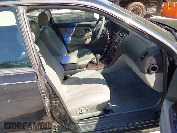 2001 Mitsubishi Diamante LS z VIN 6MMAP67P01T009373, wystawiony jako IAAI lot #41976769 z przebiegiem Nie podano mil oraz . Historia ofert i sprzedaży dostępna na DreamBid. Obrazek 5.