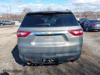 2018 Chevrolet Traverse LT Cloth with VIN 1GNEVGKW6JJ158959, listed as a IAAI auction lot 41491806 with 110,445 mi miles. Bid and sale history available at carsss.com. Image 17.