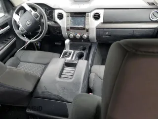 2018 Toyota Tundra 2WD SR5 with VIN 5TFEY5F12JX238680, listed as a Copart auction lot 75046834 with 113,462 mi miles and Non Repairable. Bid and sale history available at carsss.com. Image 8.