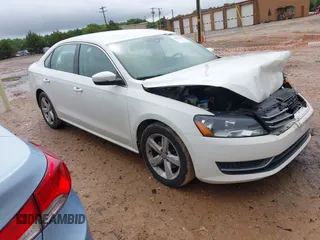 2015 Volkswagen Passat SE с VIN 1VWBS7A32FC055087, выставлен на аукционе IAAI как лот 42358821 с пробегом 80 684 миль миль и . История ставок и продаж доступна на DreamBid. Изображение 1.