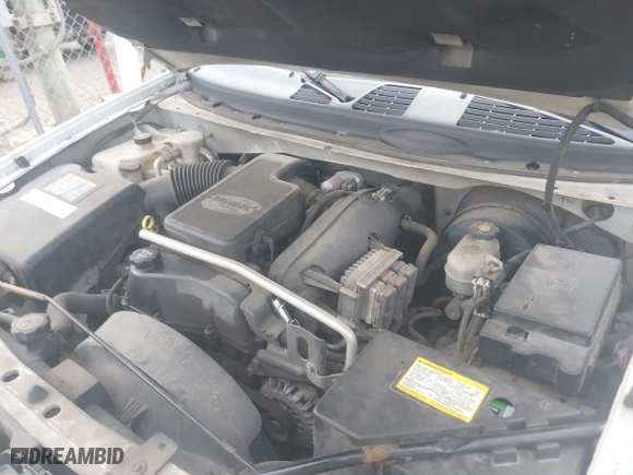 2004 Chevrolet TrailBlazer LS with VIN 1GNDT13S742174726, listed as a IAAI auction lot 41819148 with 266,159 mi miles. Bid and sale history available at carsss.com. Image 10.