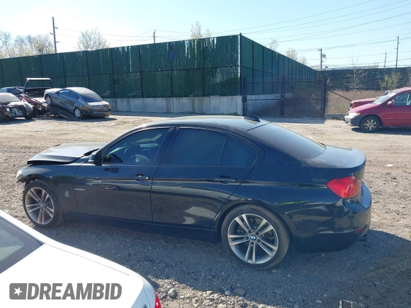 2012 BMW 3 Series 335i z VIN WBA3A9G51CNN67676, wystawiony jako IAAI lot #42018634 z przebiegiem 62 330 mil mil oraz . Historia ofert i sprzedaży dostępna na DreamBid. Obrazek 14.
