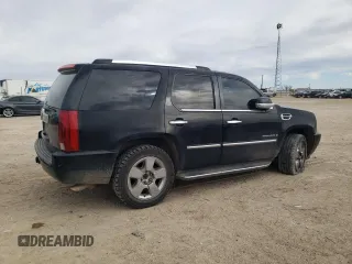 2007 Cadillac Escalade z VIN 1GYEC63857R355604, wystawiony jako Copart lot #47065715 z przebiegiem 199 631 mil mil oraz Szkoda całkowita • Salvage title. Historia ofert i sprzedaży dostępna na DreamBid. Obrazek 3.