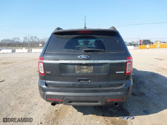 2014 Ford Explorer XLT with VIN 1FM5K7D90EGA20681, listed as a IAAI auction lot 41751453 with 193,709 mi miles. Bid and sale history available at carsss.com. Image 16.
