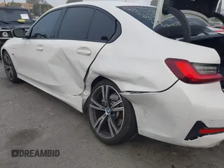2022 BMW 3 Series 330e with VIN 3MW5P7J04N8C40865, listed as a IAAI auction lot 41635704 with 44,929 mi miles. Bid and sale history available at carsss.com. Image 6.