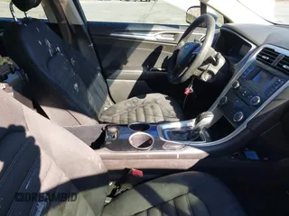 2014 Ford Fusion SE with VIN 3FA6P0H70ER126458, listed as a IAAI auction lot 41608408 with 230,311 mi miles. Bid and sale history available at carsss.com. Image 5.