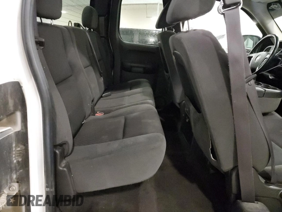 2009 Chevrolet Silverado 1500 LT with VIN 1GCEK290X9Z268285, listed as a Copart auction lot 53468935 with 178,263 mi miles and Salvage Title. Bid and sale history available at DreamBid. Image 10.