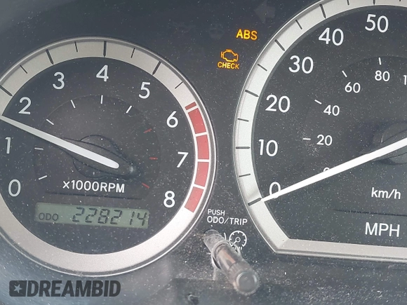 2005 Toyota Sienna CE with VIN 5TDZA23C35S308645, listed as a IAAI auction lot 42018335 with 228,214 mi miles. Bid and sale history available at carsss.com. Image 7.