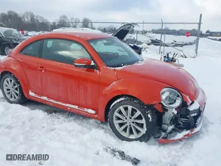 2017 Volkswagen Beetle 1.8T SE with VIN 3VWJ17AT3HM624934, listed as a IAAI auction lot 41389551 with 29,109 mi miles. Bid and sale history available at carsss.com. Image 1.
