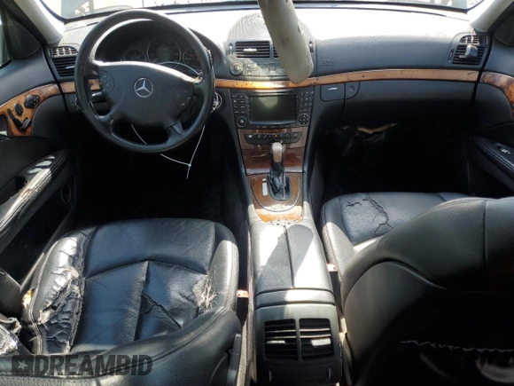 2005 Mercedes-Benz E 320 with VIN WDBUF82J55X168993, listed as a Copart auction lot 51930085 with 280,771 mi miles and Clean Title. Bid and sale history available at DreamBid. Image 8.