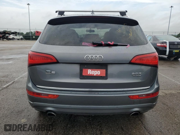 2016 Audi Q5 Premium Plus with VIN WA1L2AFP8GA009111, listed as a Copart auction lot 61988065 with 274,415 mi miles and Clean title. Bid and sale history available at DreamBid. Image 6.