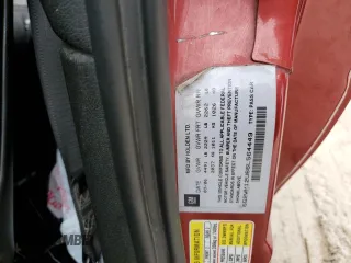 2006 Pontiac GTO z VIN 6G2VX12U66L564449, wystawiony jako Copart lot #71022094 z przebiegiem 179 964 mil mil oraz Szkody całkowita. Historia ofert i sprzedaży dostępna na DreamBid. Obrazek 12.