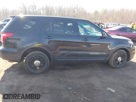2013 Ford Police Interceptor Utility z VIN 1FM5K8AR7DGB84924, wystawiony jako IAAI lot #41639236 z przebiegiem 89 634 mil mil oraz . Historia ofert i sprzedaży dostępna na DreamBid. Obrazek 13.