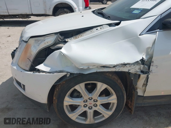 2013 Cadillac SRX Performance Collection с VIN 3GYFNDE30DS648288, выставлен на аукционе IAAI как лот 41955462 с пробегом 135 956 миль миль и . История ставок и продаж доступна на DreamBid. Изображение 6.