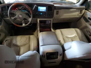 2005 Cadillac Escalade z VIN 1GYEK63N95R244477, wystawiony jako Copart lot #60168275 z przebiegiem 207 957 mil mil oraz Czysty tytuł • Clean title. Historia ofert i sprzedaży dostępna na DreamBid. Obrazek 8.