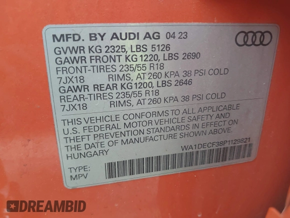 2023 Audi Q3 S line Premium z VIN WA1DECF38P1129821, wystawiony jako IAAI lot #42503445 z przebiegiem 49 651 mil mil oraz . Historia ofert i sprzedaży dostępna na DreamBid. Obrazek 9.