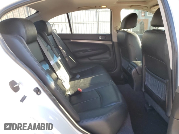 2015 Infiniti Q40 with VIN JN1CV6AP5FM503735, listed as a Copart auction lot 81282974 with 118,402 mi miles and Salvage Title. Bid and sale history available at carsss.com. Image 10.