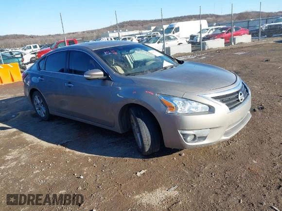 2014 Nissan Altima S with VIN 1N4AL3AP8EN256296, listed as a IAAI auction lot 41305987 with 142,762 mi miles and . Bid and sale history available at DreamBid. Image 1.