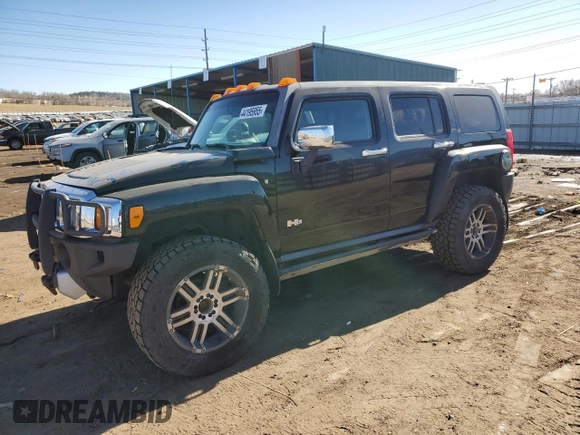 2008 Hummer H3 SUV with VIN 5GTEN13E688151175, listed as a Copart auction lot 44195955 with 134,661 mi miles and Clean Title. Bid and sale history available at carsss.com. Image 1.