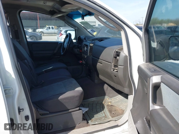2004 Nissan Titan LE with VIN 1N6AA07A34N570788, listed as a IAAI auction lot 41823592 with 228,344 mi miles and . Bid and sale history available at DreamBid. Image 5.