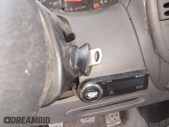 1997 Ford F-150 with VIN 2FTDX1720VCA73590, listed as a IAAI auction lot 41956713 with 128,220 mi miles and . Bid and sale history available at DreamBid. Image 11.