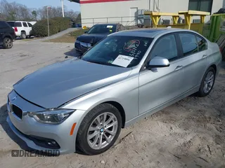 2018 BMW 3 Series 320i with VIN WBA8A9C55JAH14990, listed as a IAAI auction lot 41719896 with 77,472 mi miles. Bid and sale history available at carsss.com. Image 20.