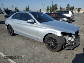 2019 Mercedes-Benz C 300 with VIN 55SWF8DB5KU316936, listed as a Copart auction lot 57279155 with 31,329 mi miles and Salvage title. Bid and sale history available at DreamBid. Image 4.