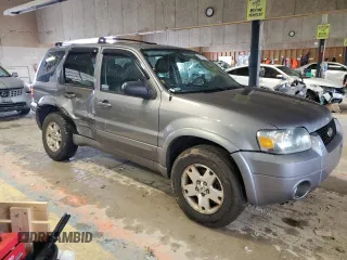 2007 Ford Escape Limited with VIN 1FMCU941X7KB98847, listed as a Copart auction lot 84756474 with 217,576 mi miles and Salvage Title. Bid and sale history available at carsss.com. Image 4.