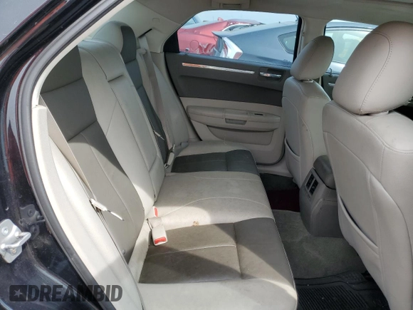 2008 Chrysler 300 Touring with VIN 2C3LA53GX8H135725, listed as a Copart auction lot 51121285 with 79,492 mi miles and Salvage Title. Bid and sale history available at carsss.com. Image 10.