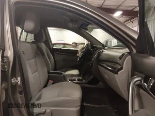 2013 Kia Sorento LX with VIN 5XYKT3A66DG381650, listed as a IAAI auction lot 42400630 with 182,333 mi miles and . Bid and sale history available at DreamBid. Image 5.