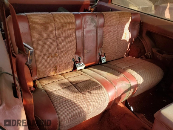 1985 Jeep Cherokee с VIN 1JCWB7742FT144063, выставлен на аукционе Copart как лот 84050844 с пробегом 80 072 миль миль и Чистый • Clean title. История ставок и продаж доступна на DreamBid. Изображение 10.