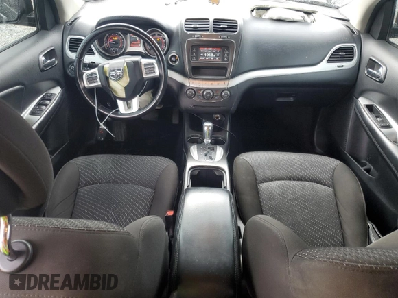 2019 Dodge Journey SE with VIN 3C4PDCBB8KT774151, listed as a Copart auction lot 60909755 with 170,379 mi miles and Salvage title. Bid and sale history available at DreamBid. Image 8.
