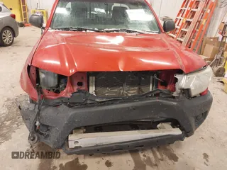 2014 Toyota Tacoma with VIN 5TFNX4CN0EX040271, listed as a IAAI auction lot 41548600 with 164,516 mi miles and . Bid and sale history available at DreamBid. Image 6.