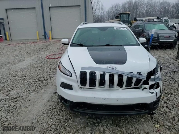 2015 Jeep Cherokee Latitude with VIN 1C4PJMCB7FW639692, listed as a Copart auction lot 47872255 with 190,643 mi miles and Clean Title. Bid and sale history available at carsss.com. Image 14.
