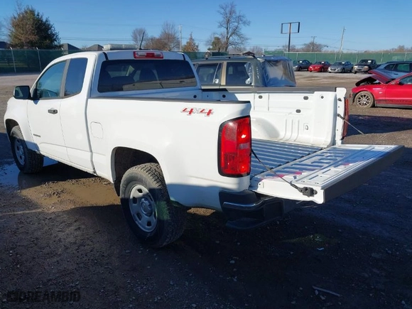 2019 Chevrolet Colorado 4WD Work Truck with VIN 1GCHTBEN0K1152707, listed as a IAAI auction lot 41667933 with 105,816 mi miles. Bid and sale history available at carsss.com. Image 3.