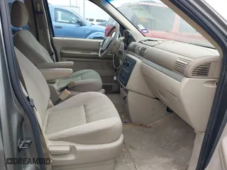 2004 Mercury Monterey Convenience with VIN 2MRZA20244BJ17793, listed as a IAAI auction lot 41425949 with 121,373 mi miles. Bid and sale history available at carsss.com. Image 5.